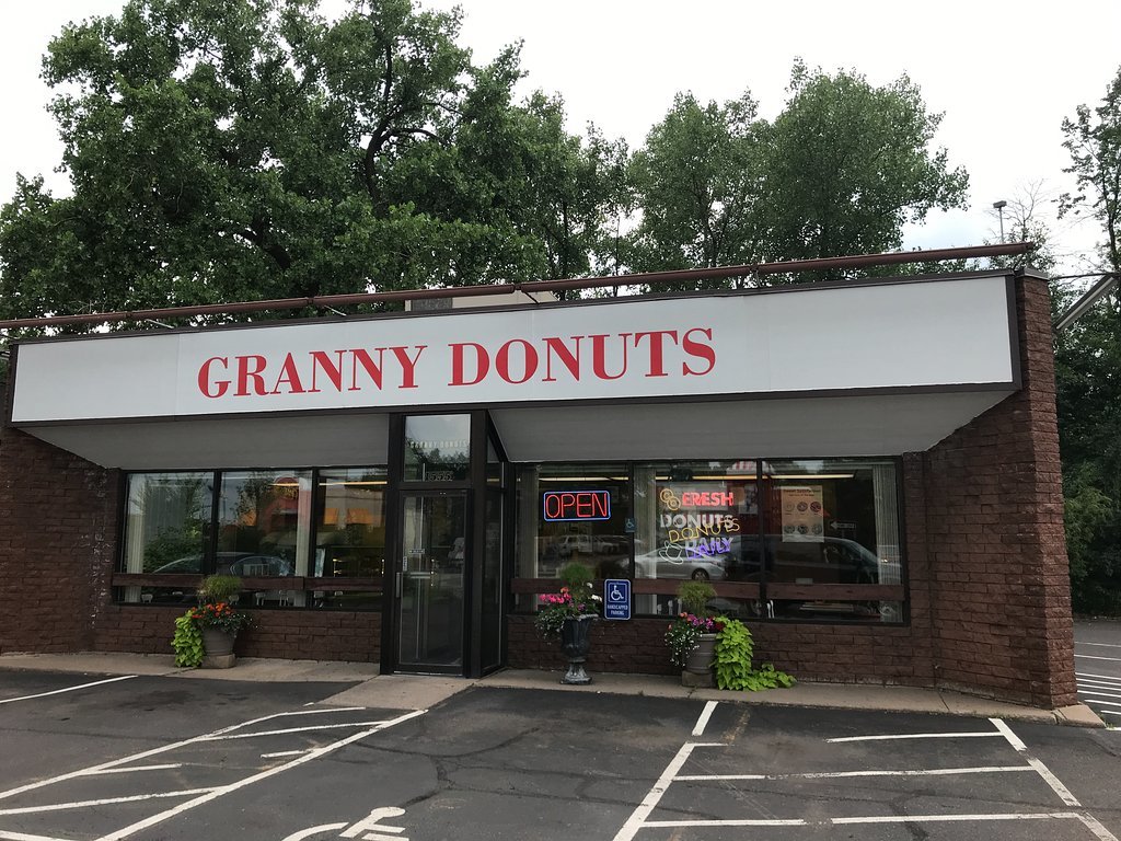 Grannys Donuts